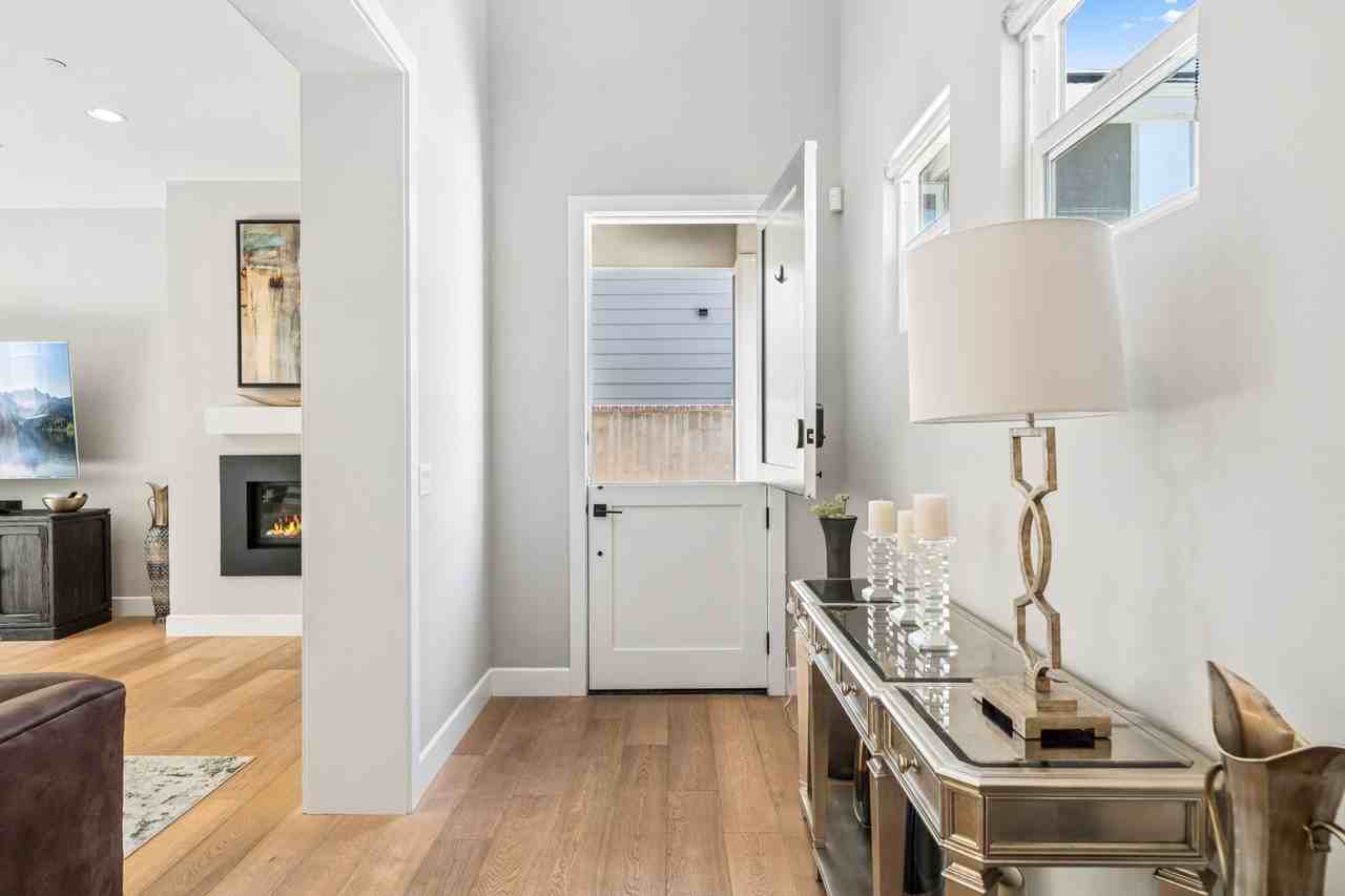 268 Palmer St - Photo 4 of 20