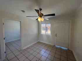 428 N Poplar Ave - Photo 1 of 1