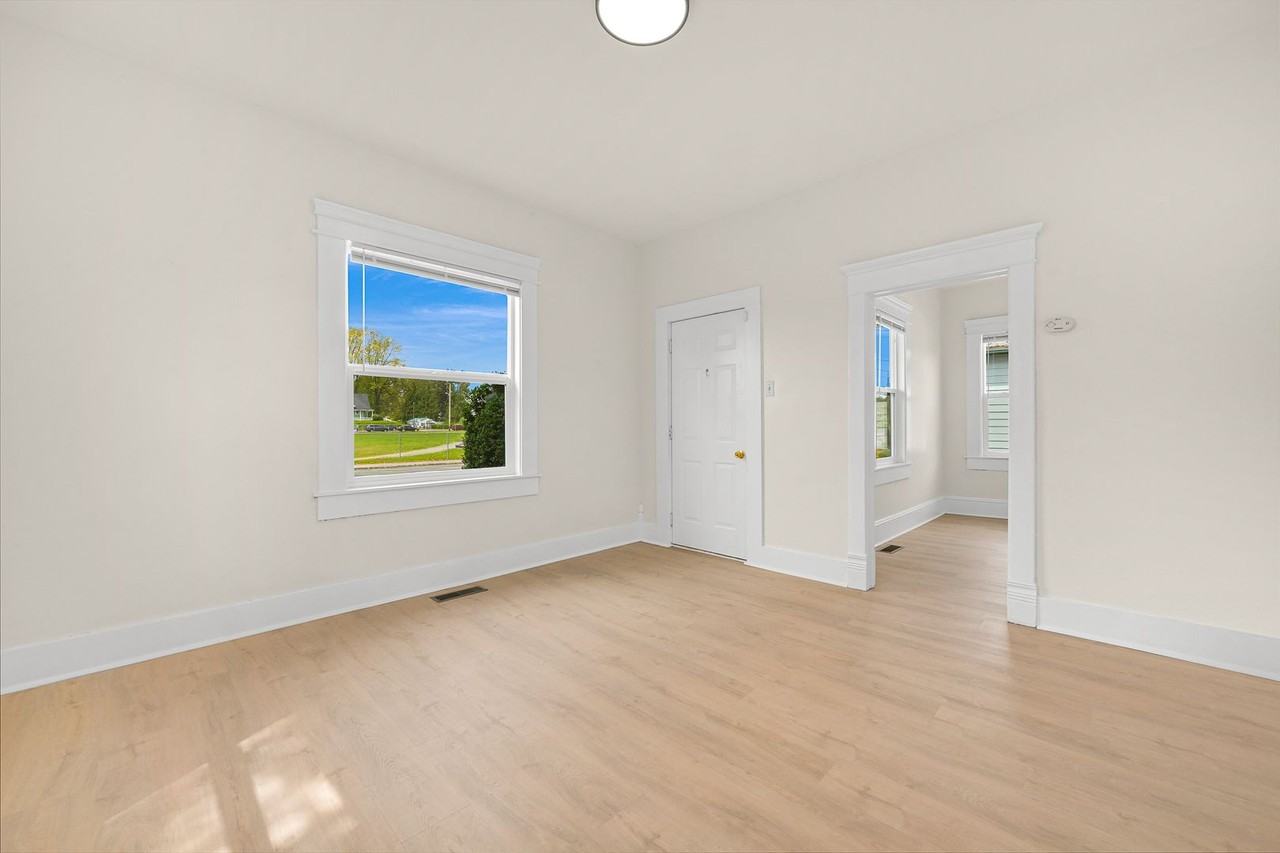 5608 1st Ave - Photo 7 of 14