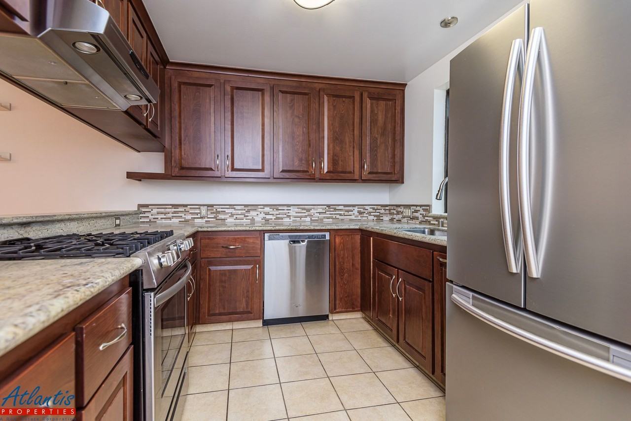 225 High St - Photo 4 of 19