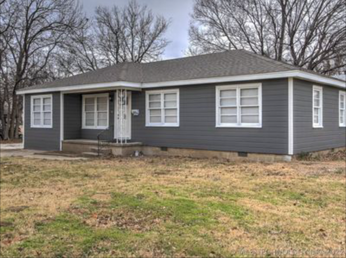 925 E Thompson Ave - Photo 2 of 15