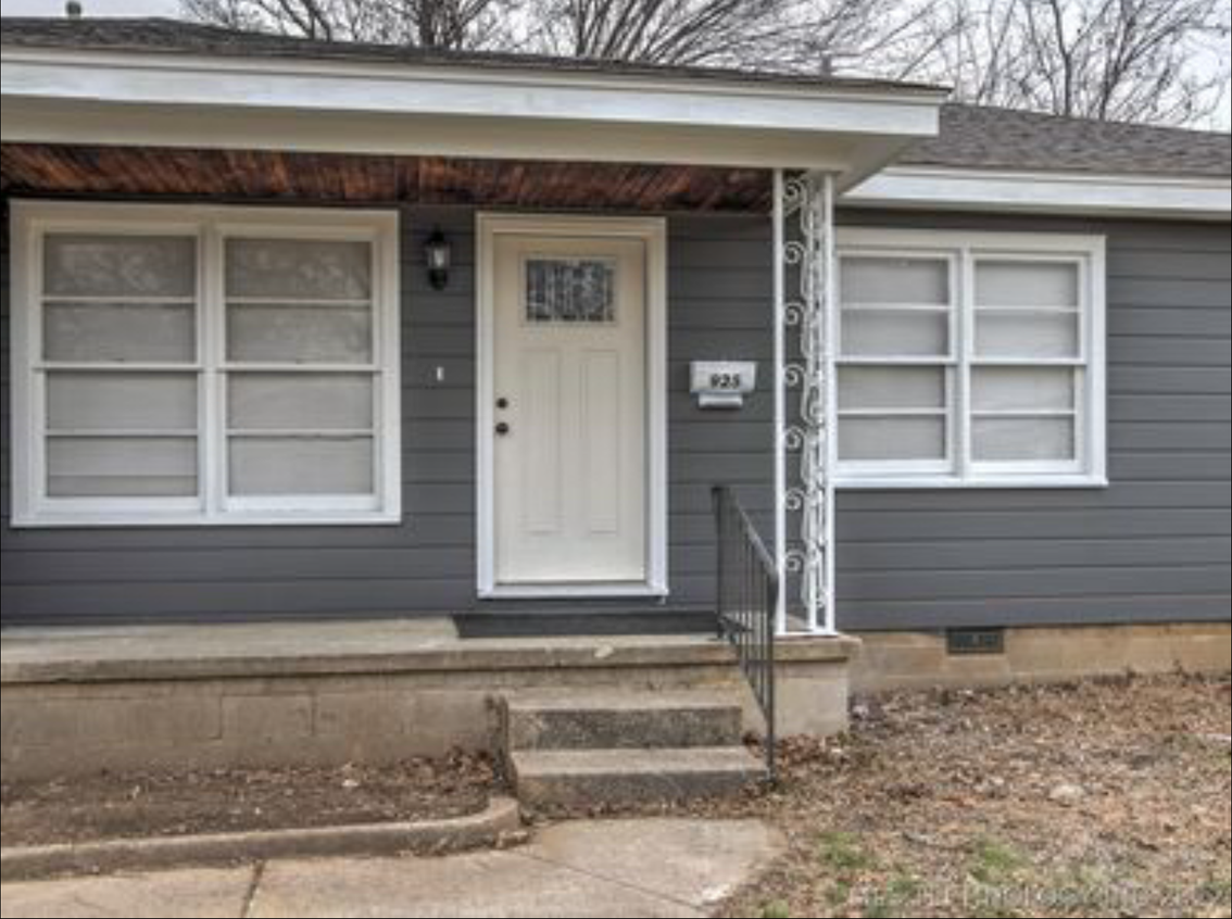 925 E Thompson Ave - Photo 3 of 15