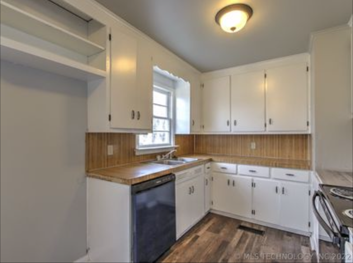 925 E Thompson Ave - Photo 6 of 15