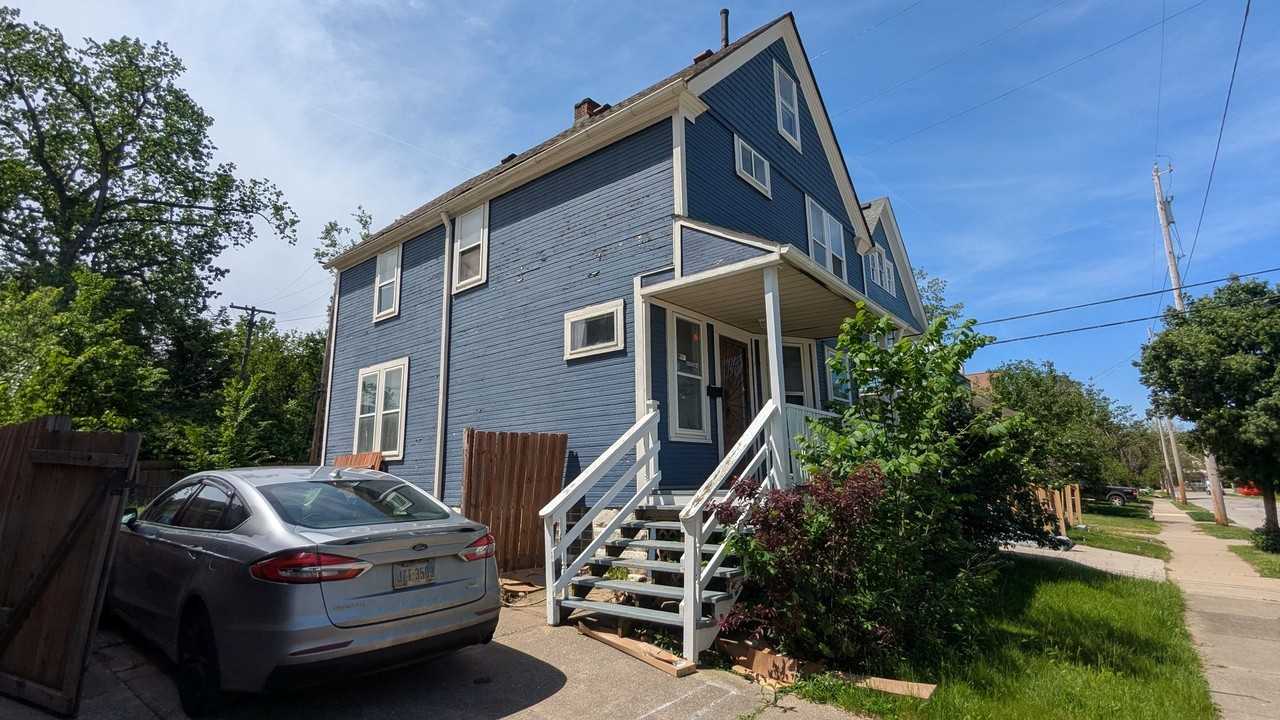 11412 Itasca Ave - Photo 3 of 22