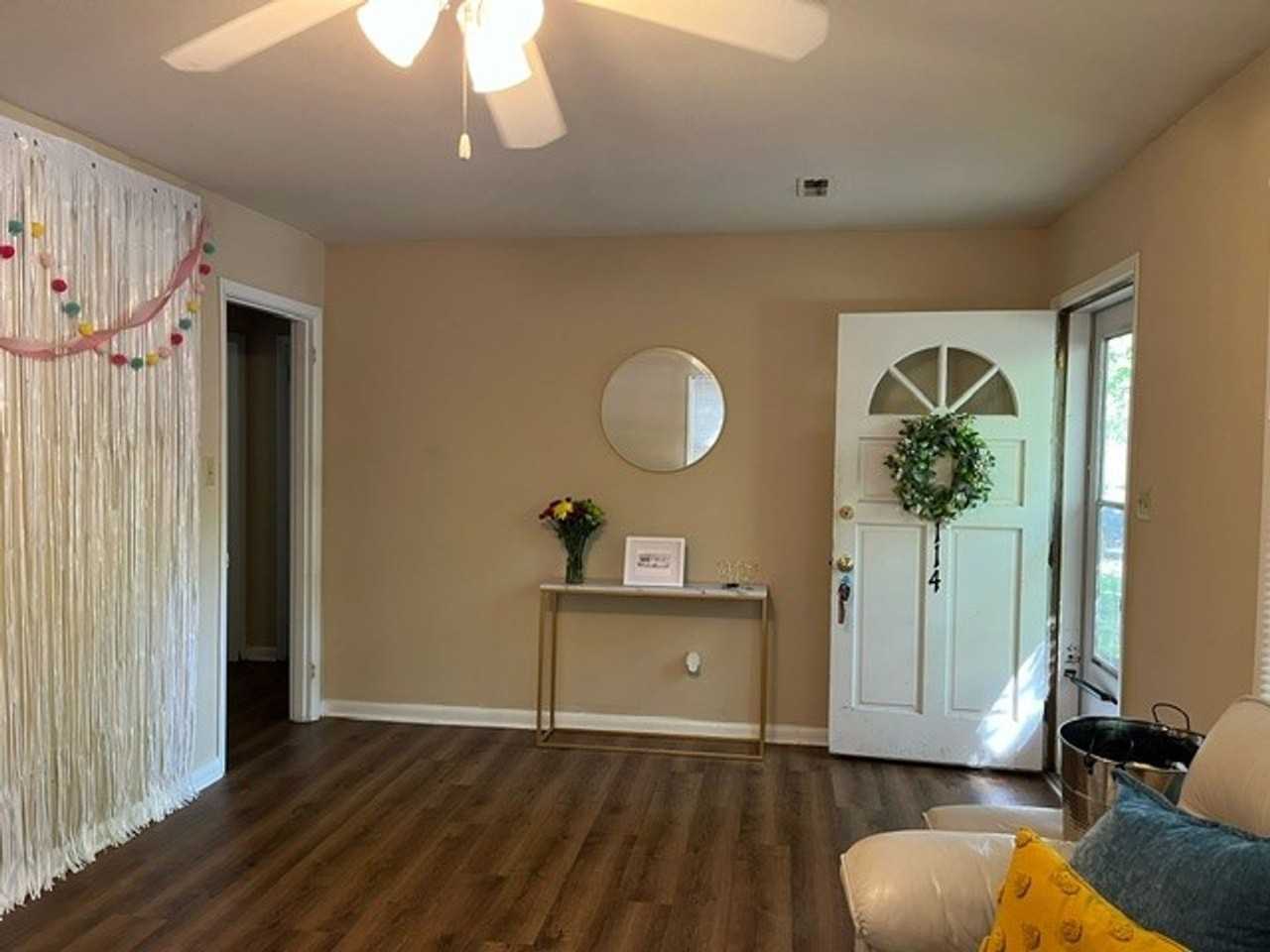 114 Cameron Ct - Photo 3 of 13