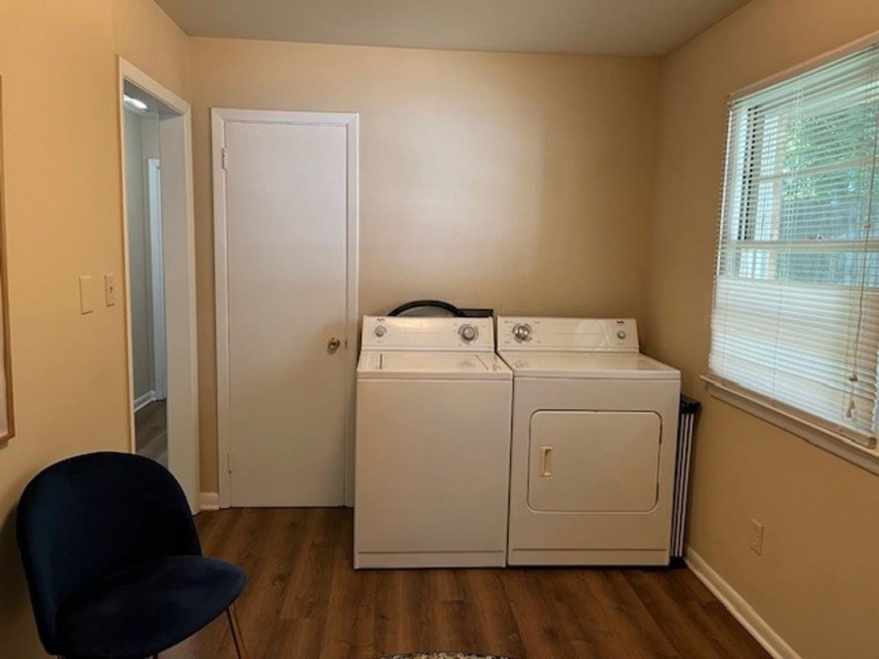 114 Cameron Ct - Photo 6 of 13