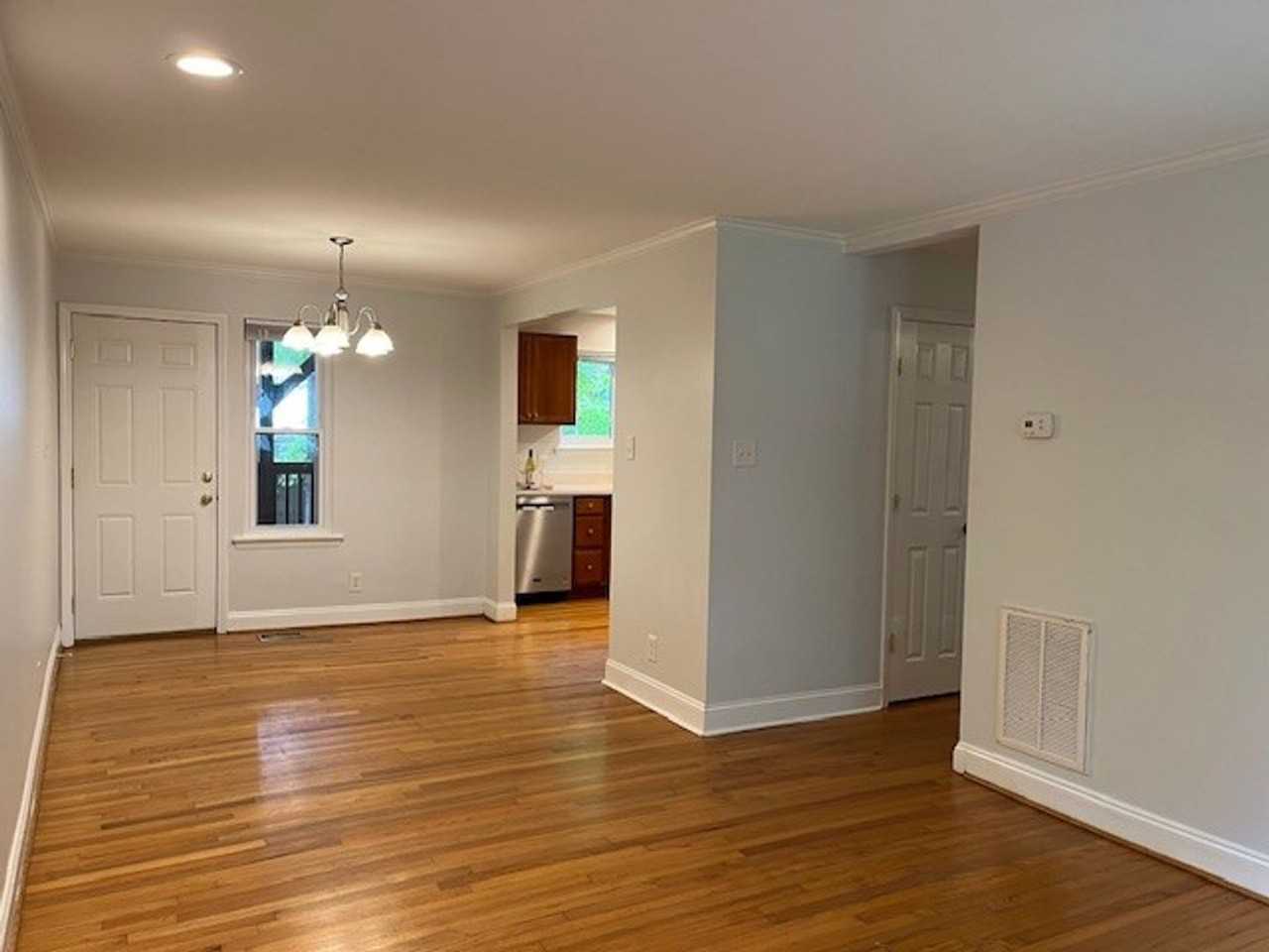 107 Sue Ann Ct Apt B - Photo 2 of 22