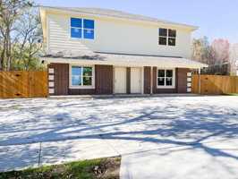 featured image of 213 W Dunn Ave