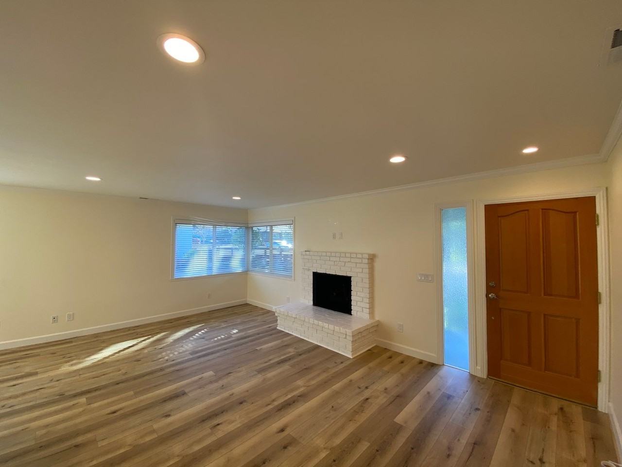 856 Marino Pines Rd - Photo 4 of 41