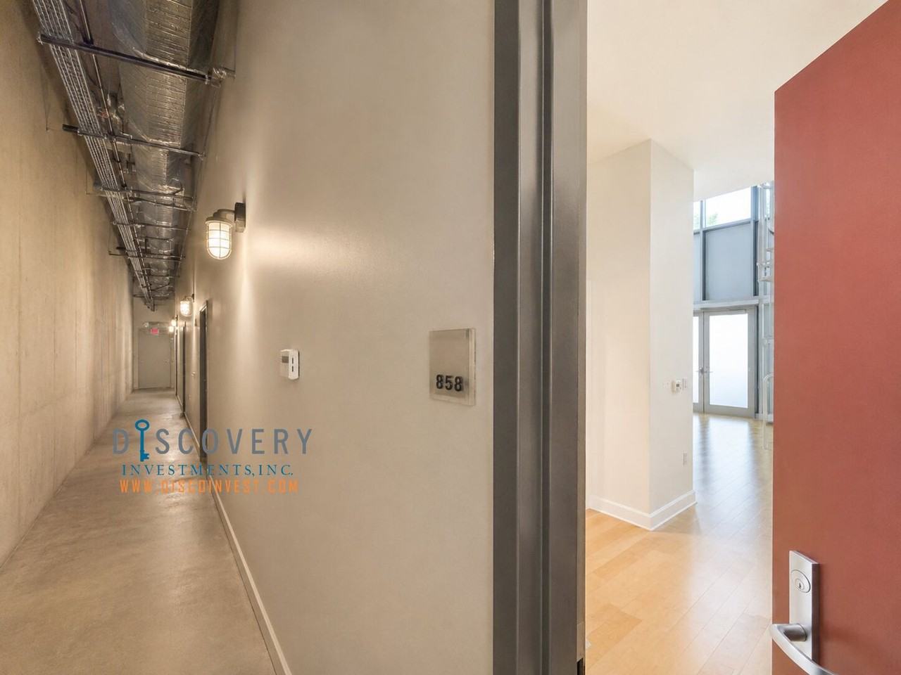 585 9th St #858 - Photo 4 of 30