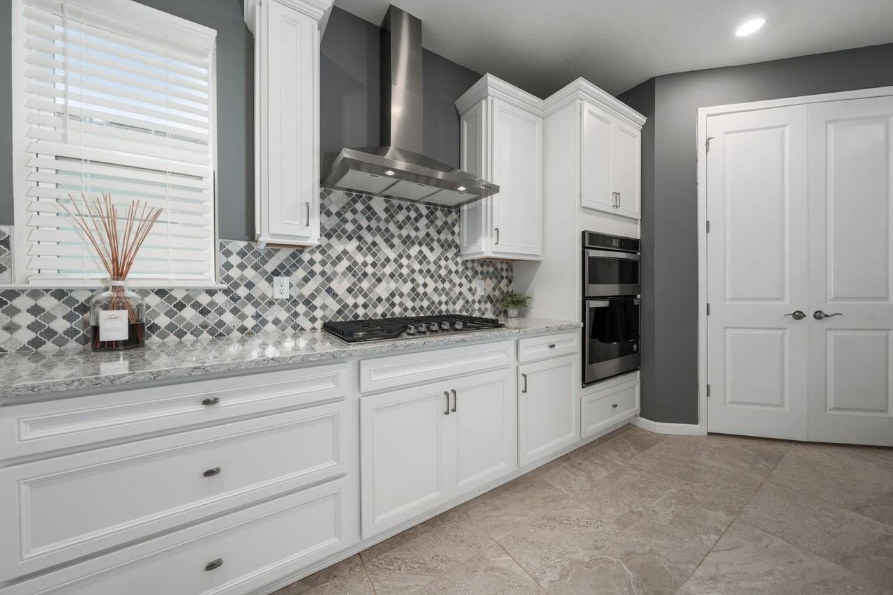 13810 Tybee Beach Ln - Photo 6 of 50