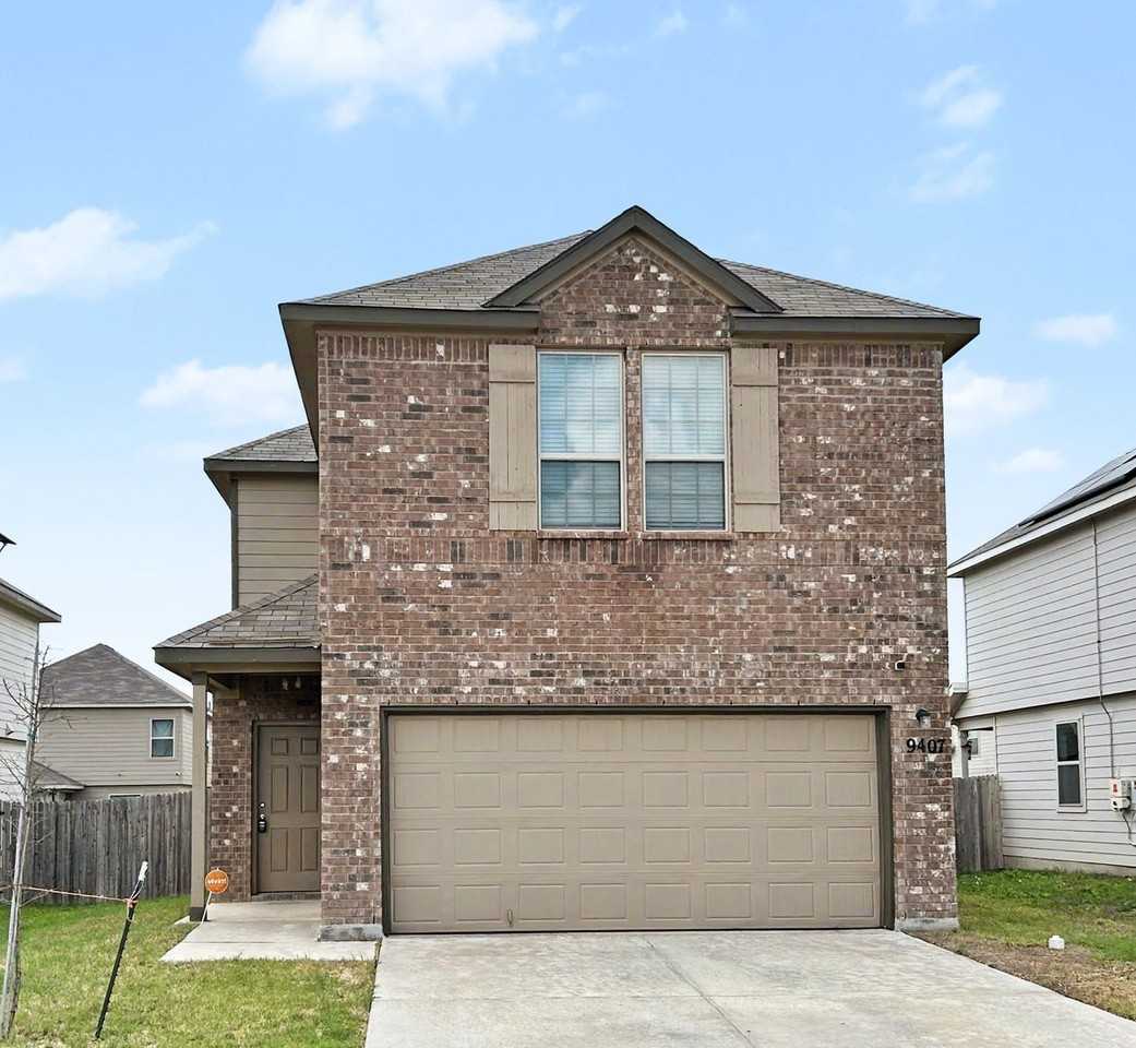 9407 Somers Bnd - Photo 2 of 12