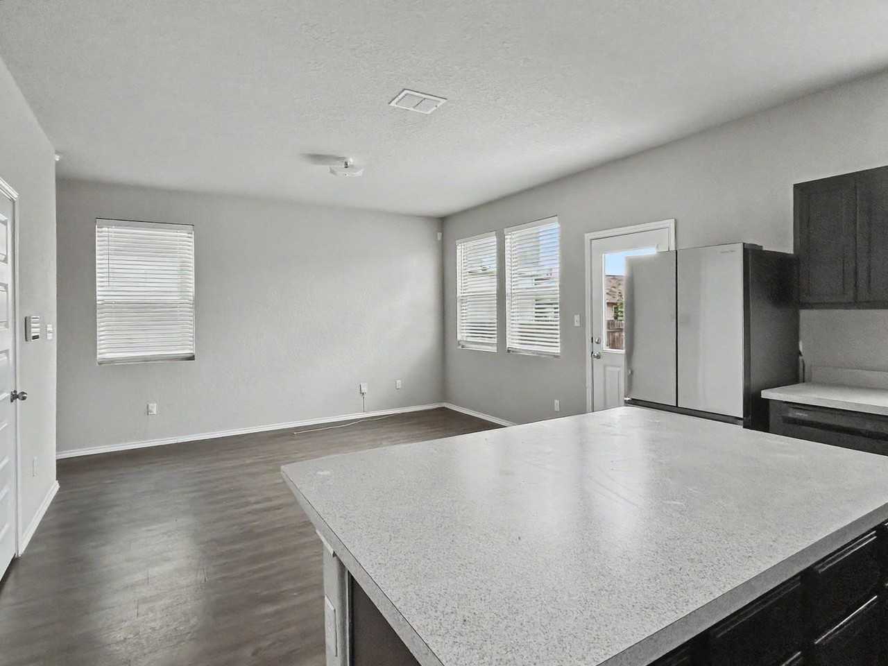 9407 Somers Bnd - Photo 5 of 12