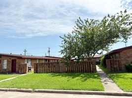 featured image of 811 N Avenue F