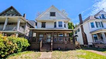 featured image of 735 Parkwood Dr