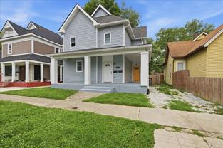 28 S Dearborn Street - Photo 1 of 1