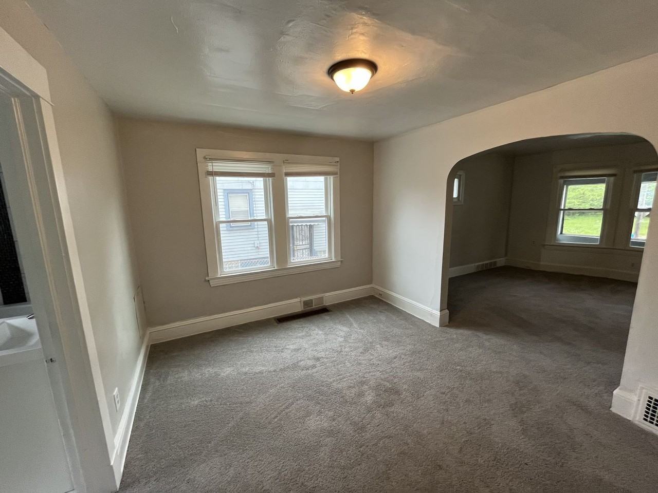 3623 E 103rd St - Photo 6 of 20