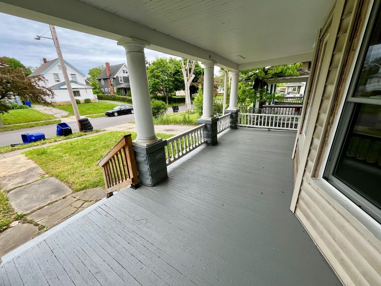 3390 E 135th St - Photo 3 of 27