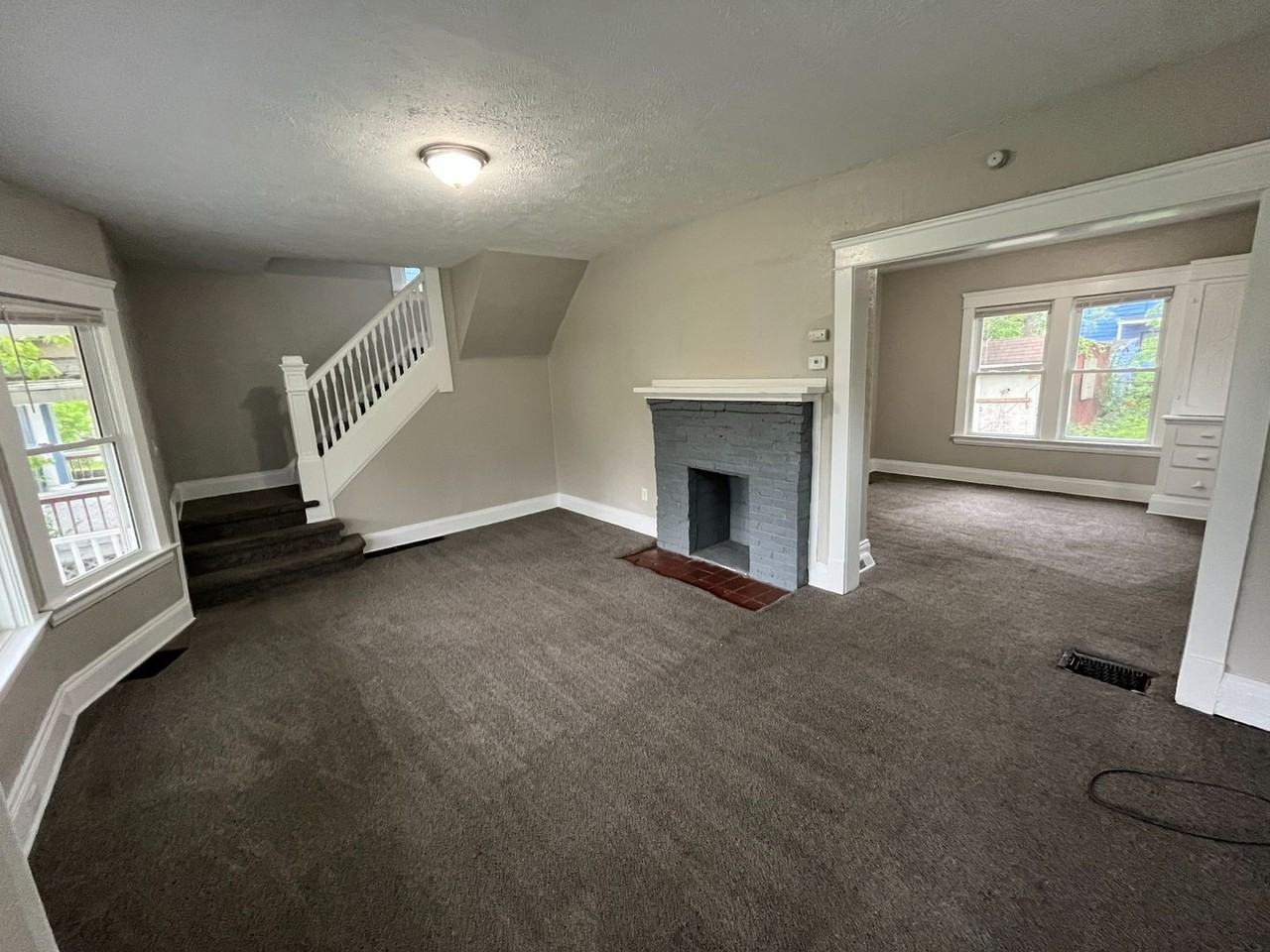 3390 E 135th St - Photo 5 of 27