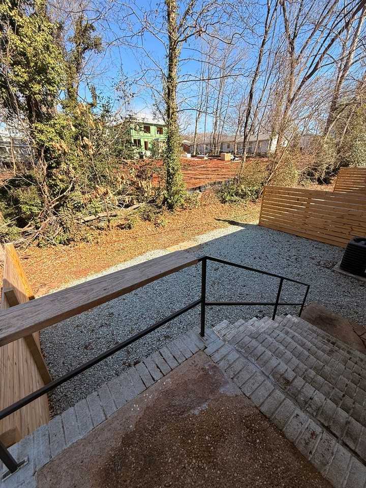 3821 Lupton Circle - Photo 6 of 29