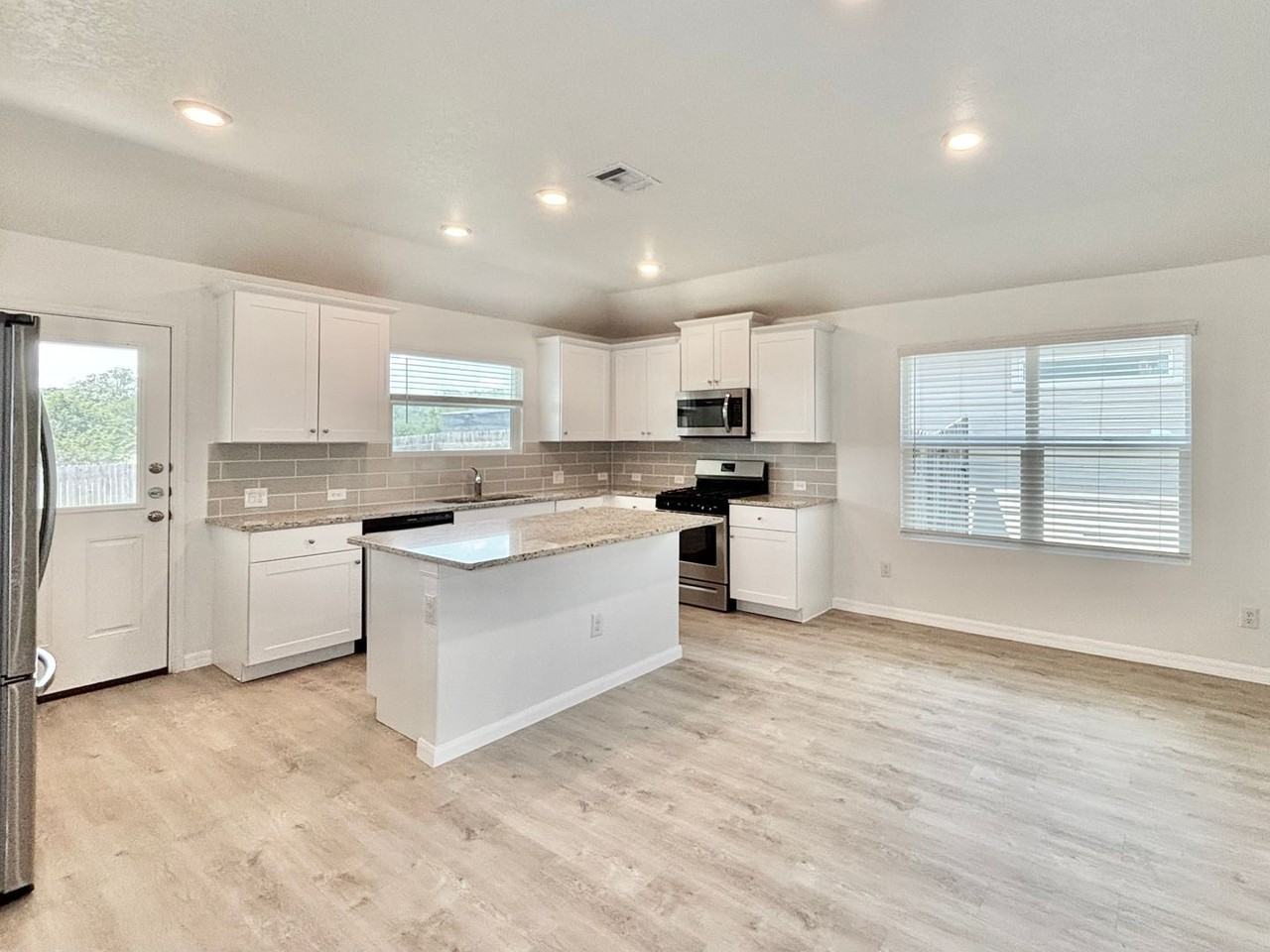 31717 Untrodden Way - Photo 3 of 30