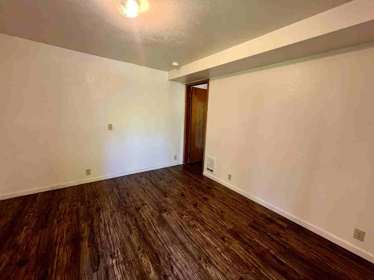 610 W Central Blvd - Photo 2 of 7