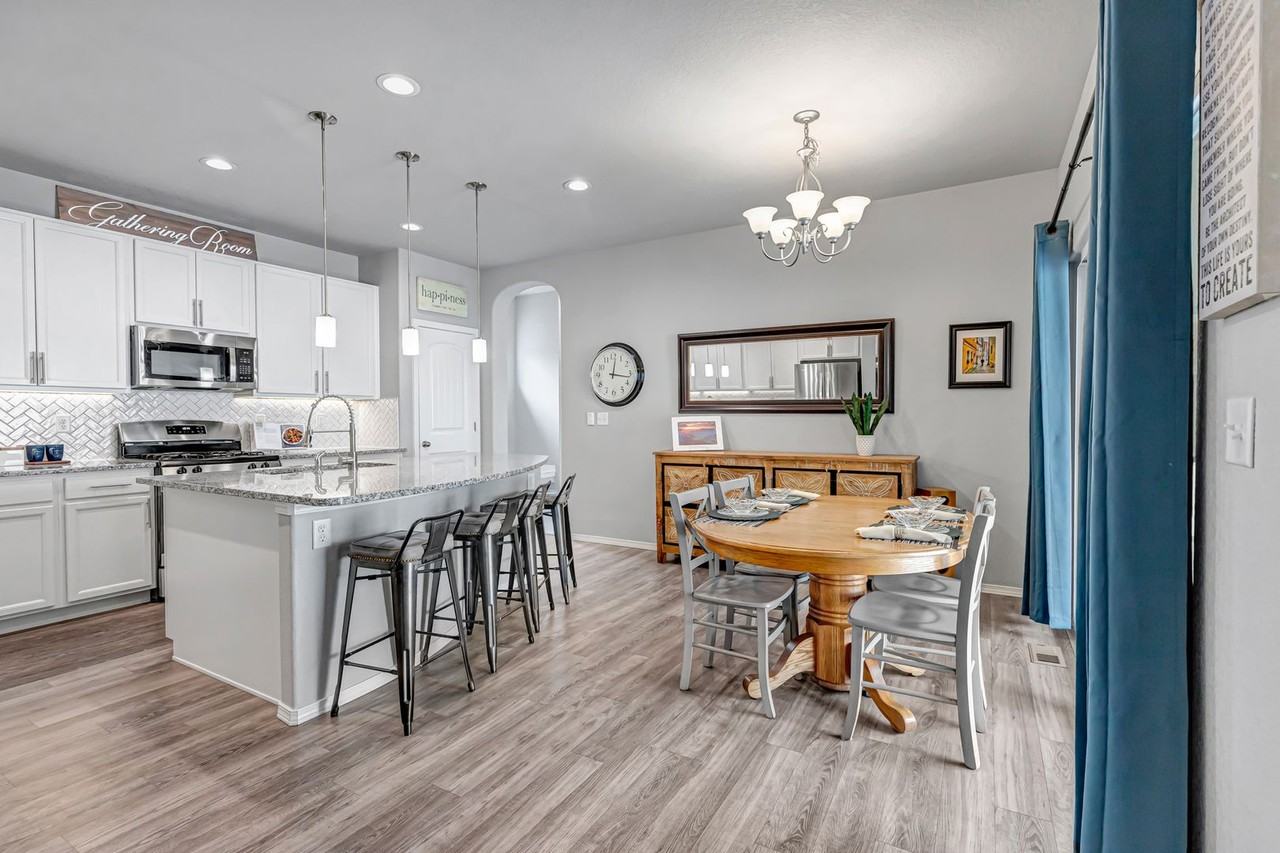 9540 9540 Dewitt Drive - Anna Soho - Photo 7 of 49