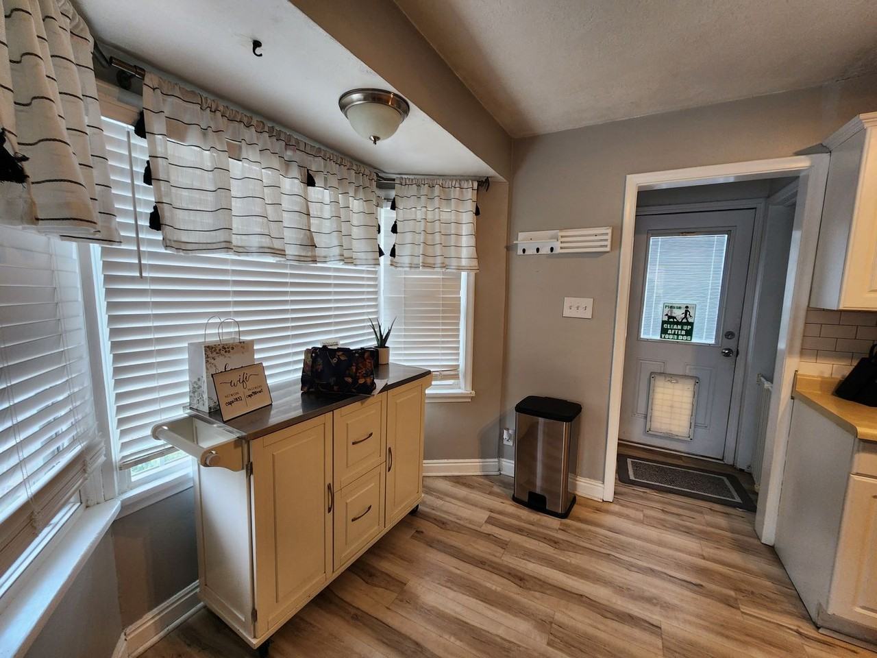 2832 S 900 E - Photo 4 of 14