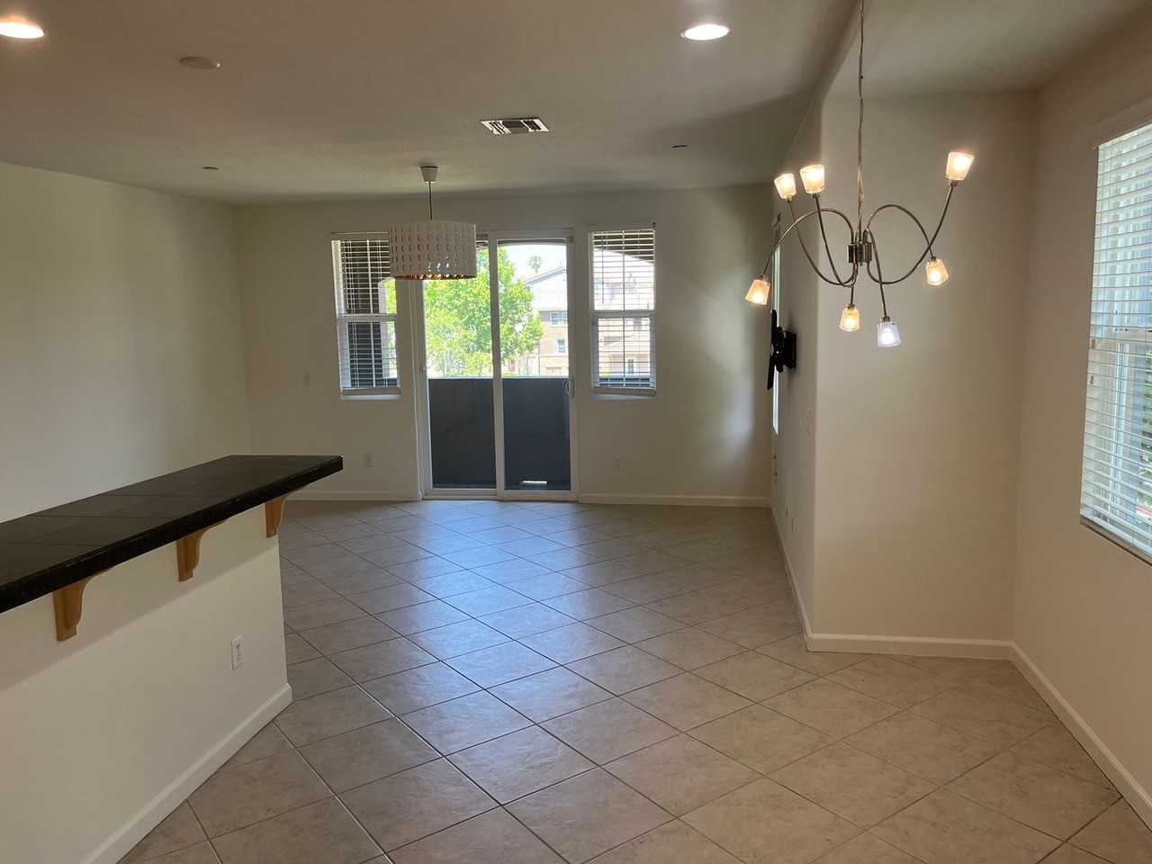 1799 Snell Pl - Photo 6 of 23
