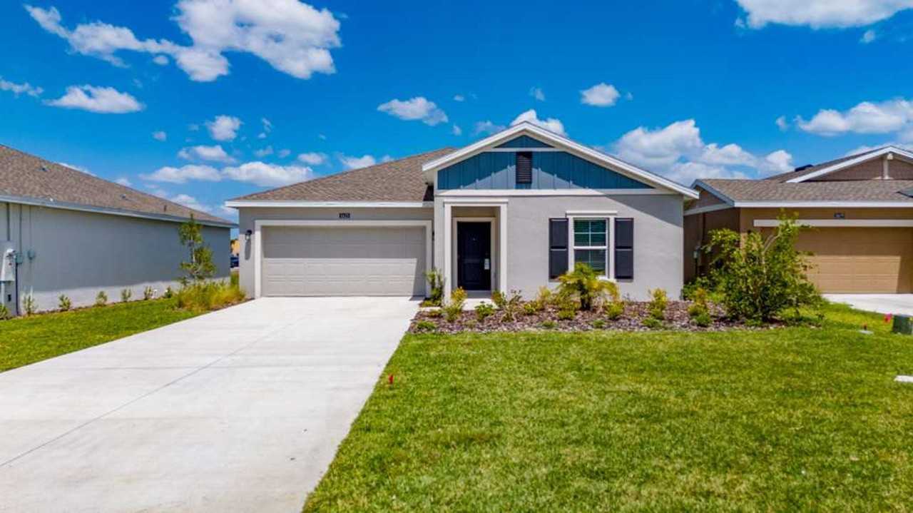 5625 5625 Le Marin Way, Kissimmee FL 34758 - Photo 2 of 24