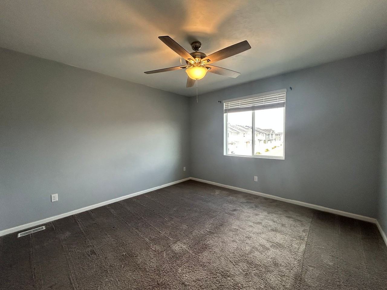 1286 E 1700 N - Photo 7 of 14