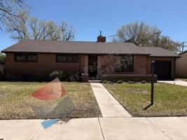 featured image of 82 Monterey Ave