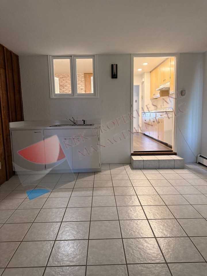 82 Monterey Ave - Photo 7 of 12