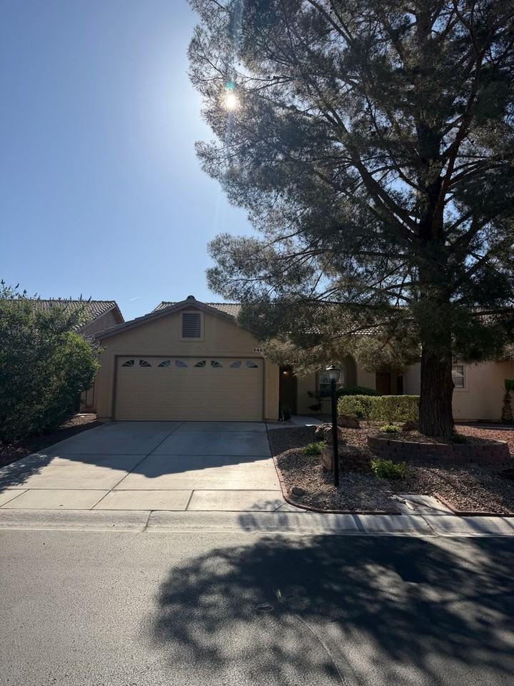 5408 Cove Point Dr - Photo 5 of 39
