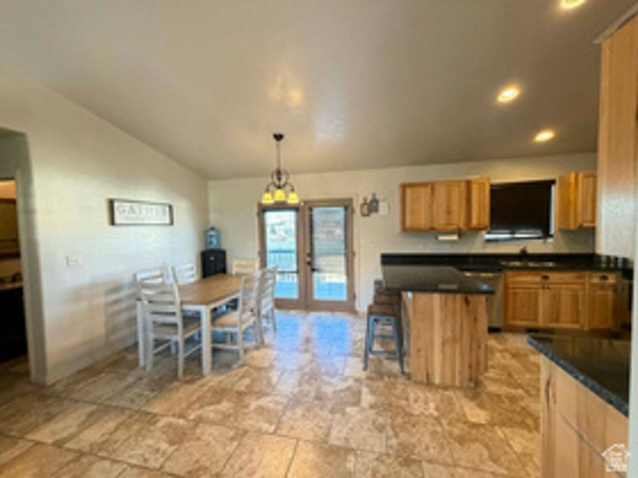 2095 W 4100 N - Photo 4 of 22