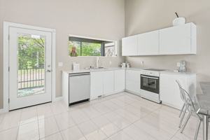 featured image of 1507 Shady Brook Ln