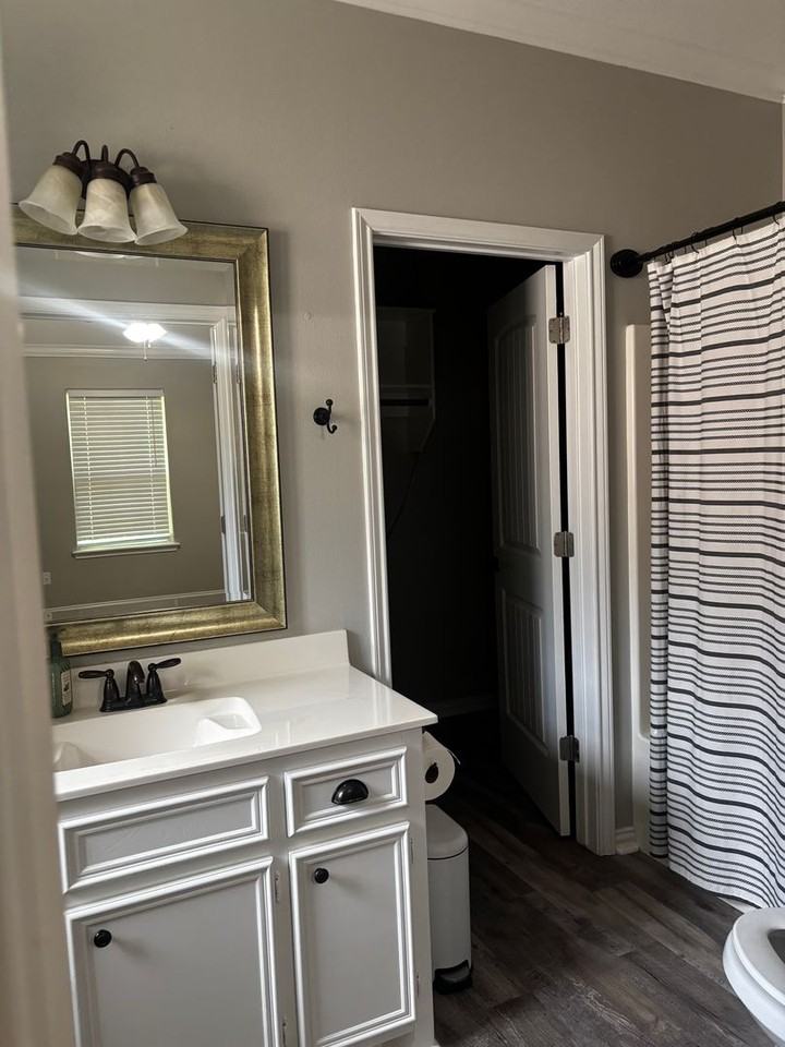 227 Green Leaf St - Photo 6 of 13