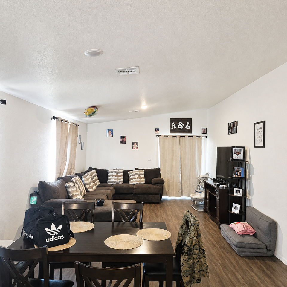 4710 S Cedar Ave - Photo 7 of 23