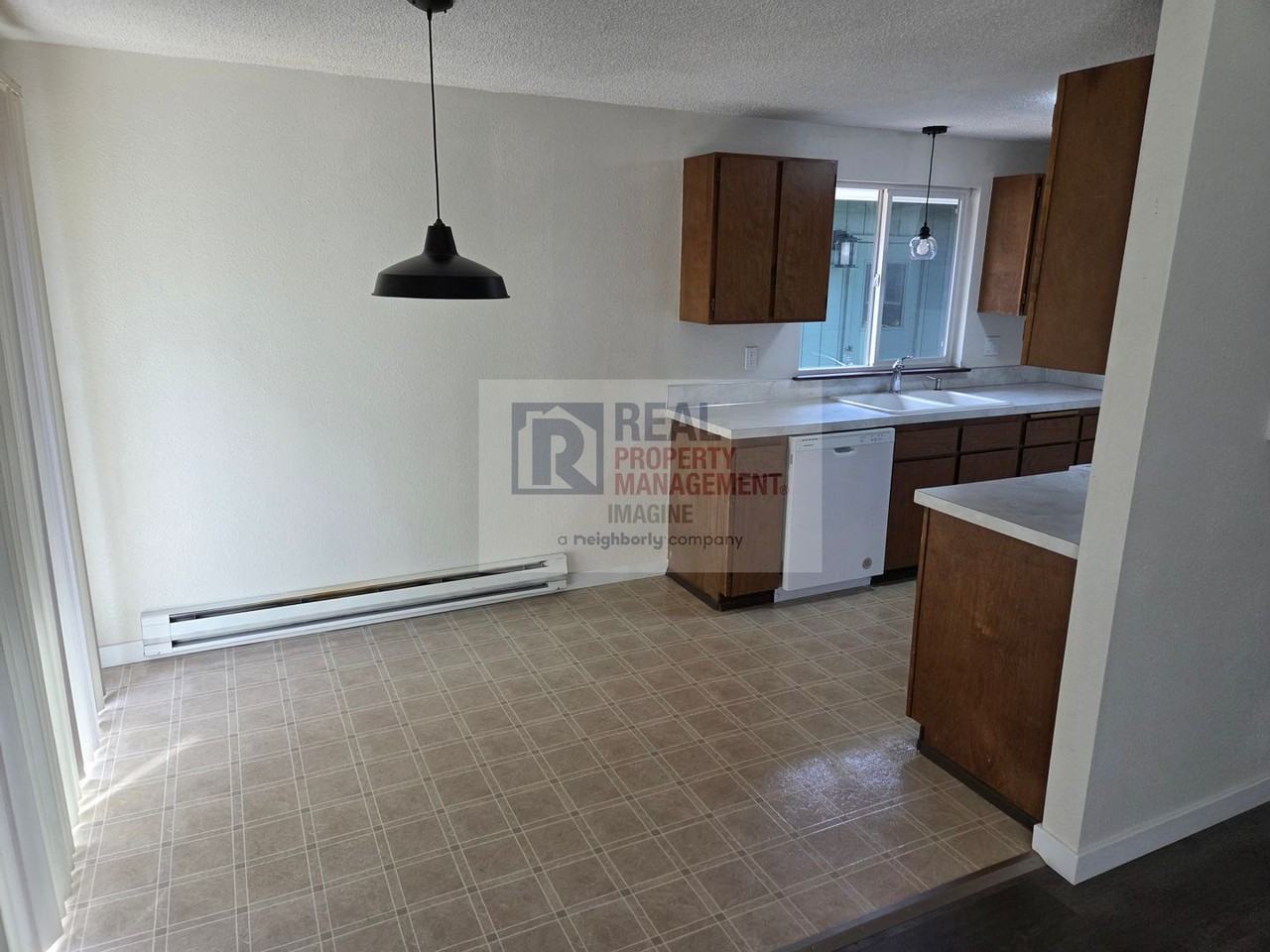 2040 Aqua Ct Nw - Photo 6 of 18