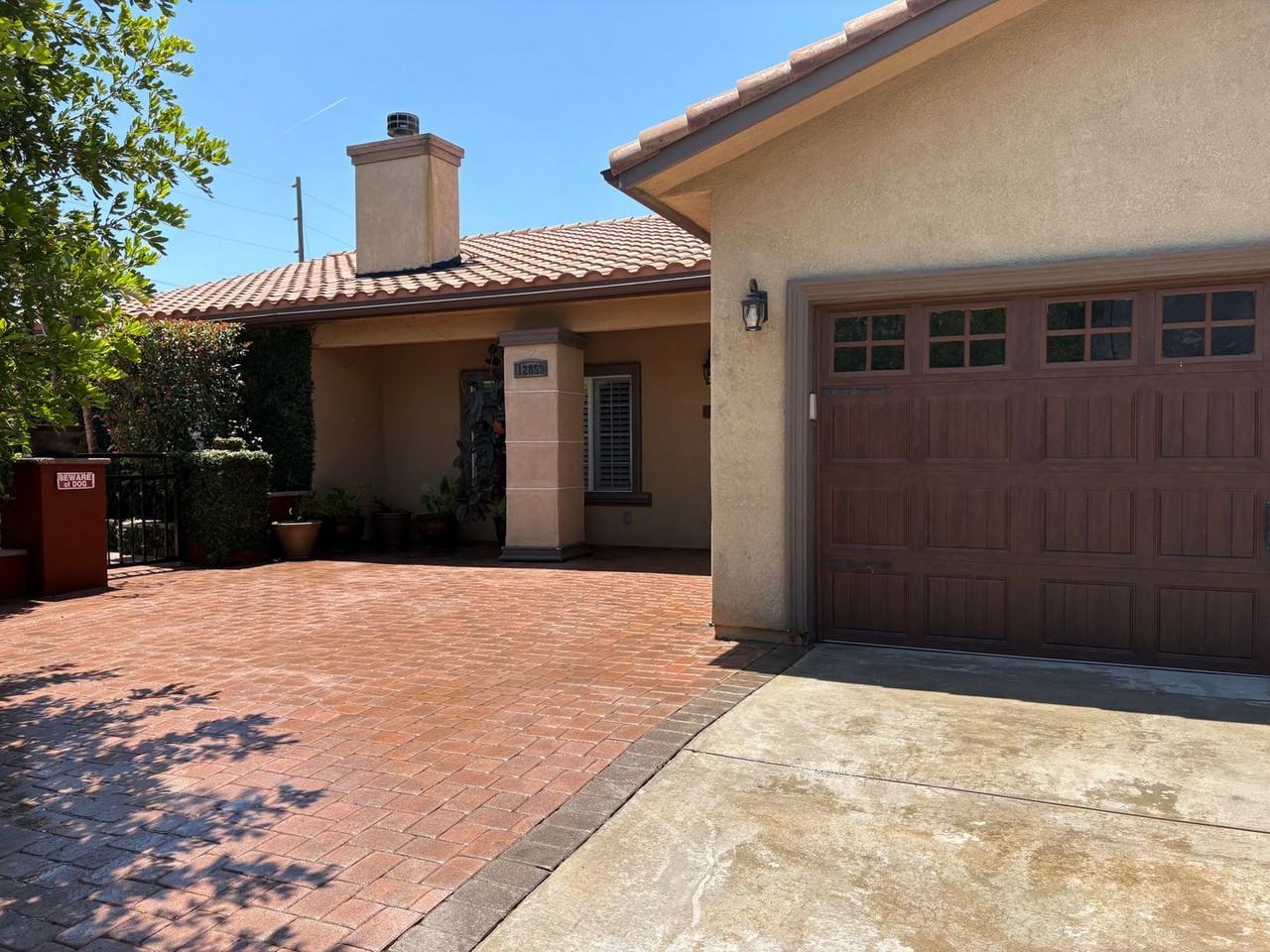 12859 Fenton Ave - Photo 5 of 50