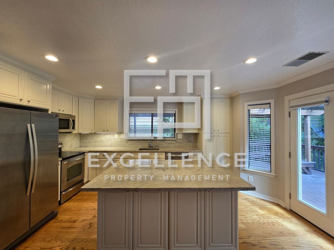 7932 Caledonia Dr - Photo 3 of 18