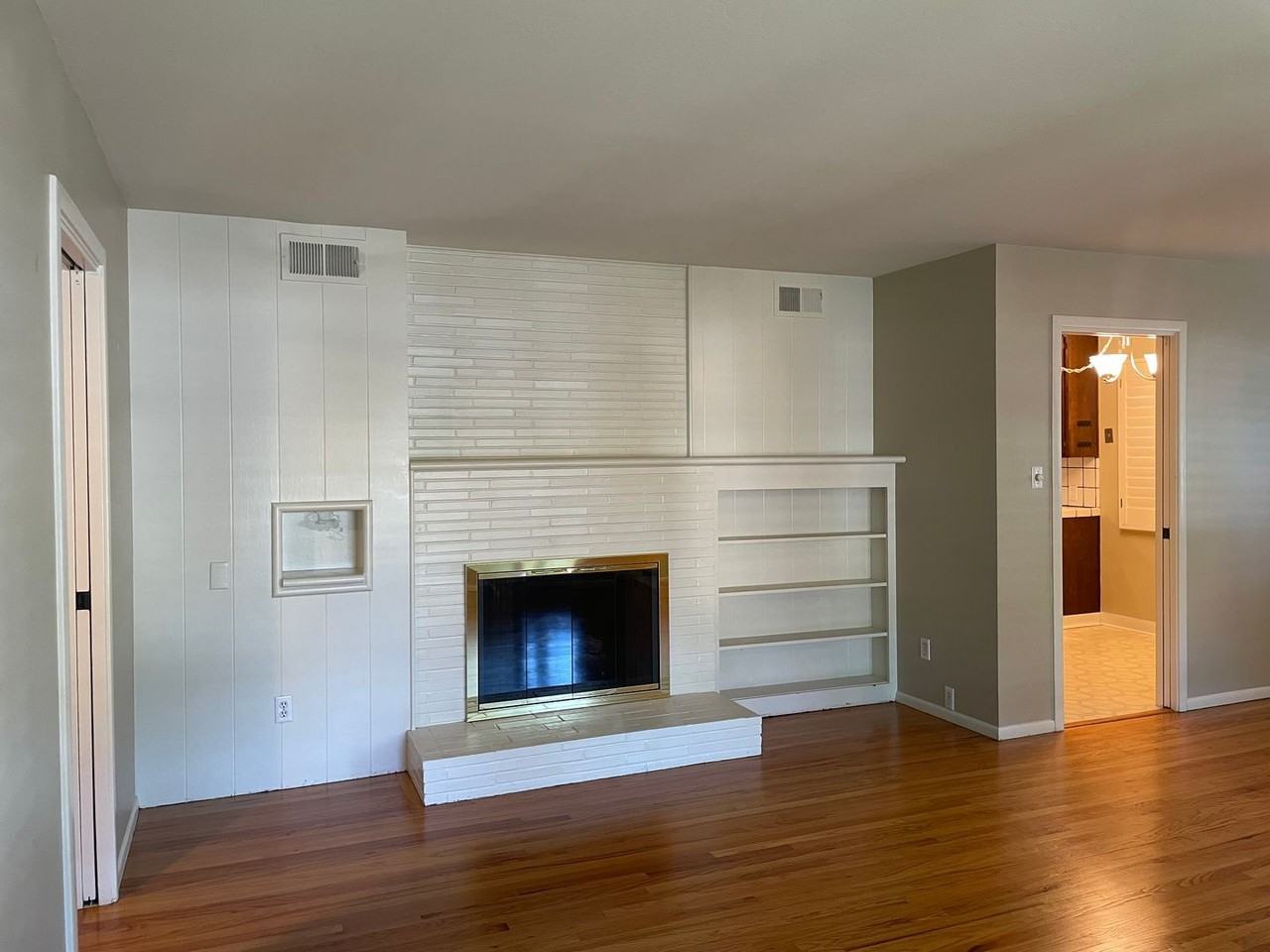 73 49th St - Photo 2 of 26