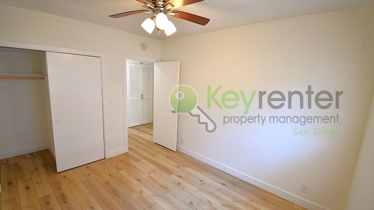 3476 Reynard Way - Photo 4 of 31