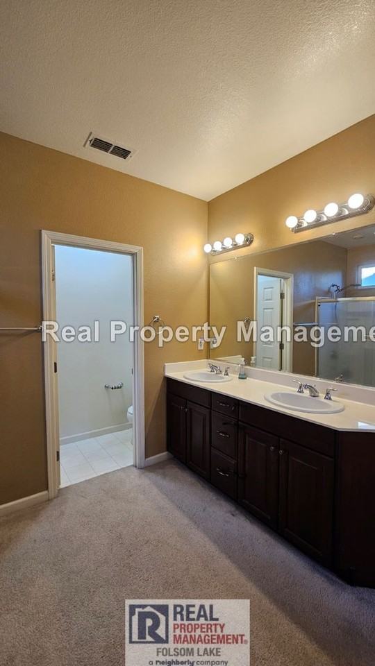 9555 Harvest Gold Ct - Photo 6 of 14
