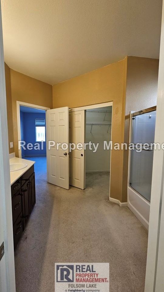 9555 Harvest Gold Ct - Photo 7 of 14