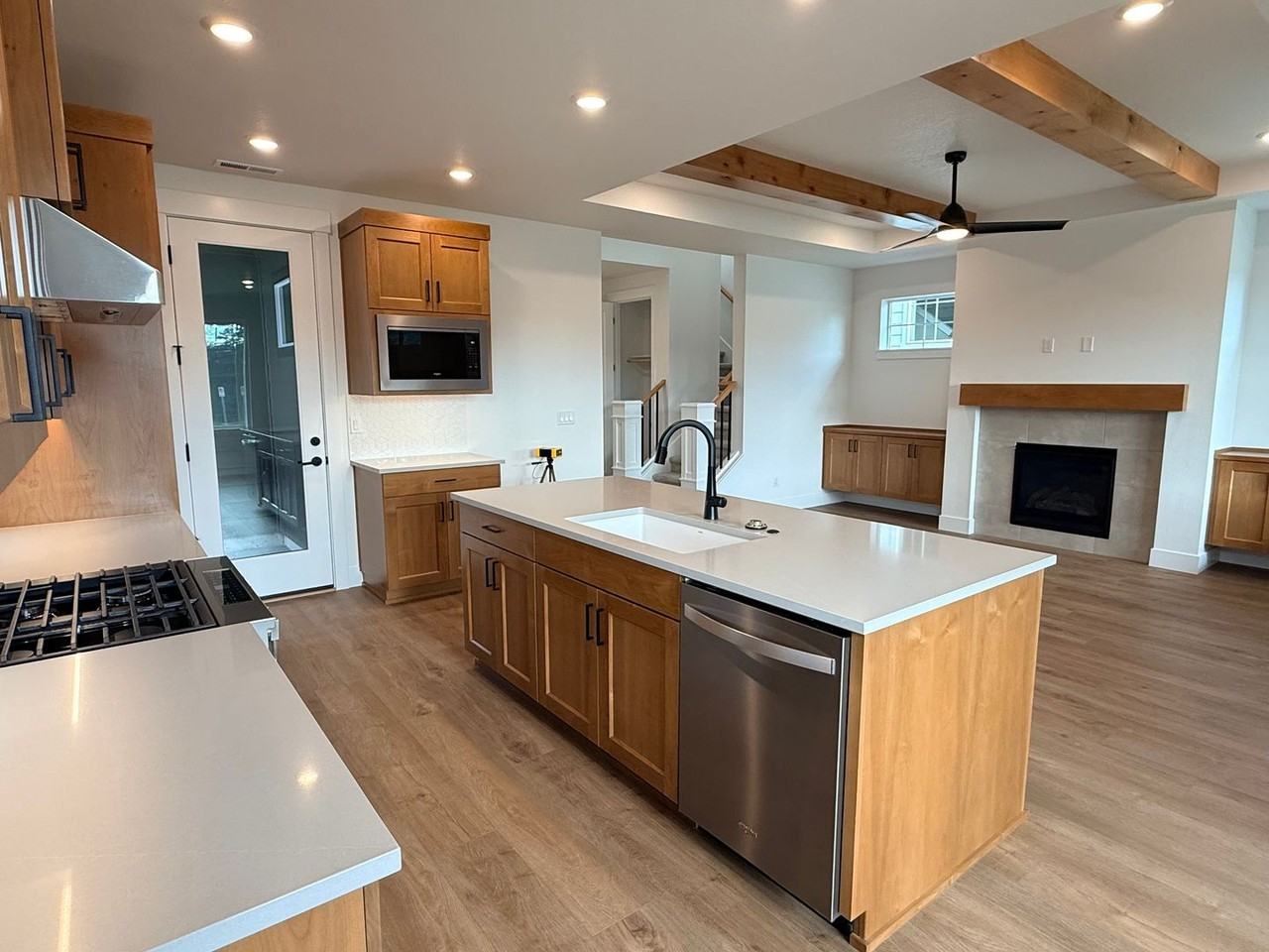 2451 N Villa Rd - Photo 4 of 26