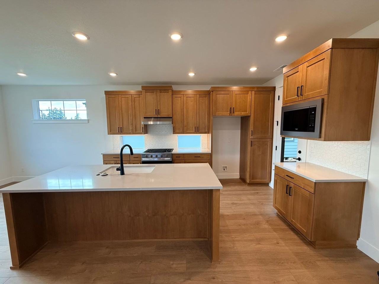 2451 N Villa Rd - Photo 6 of 26