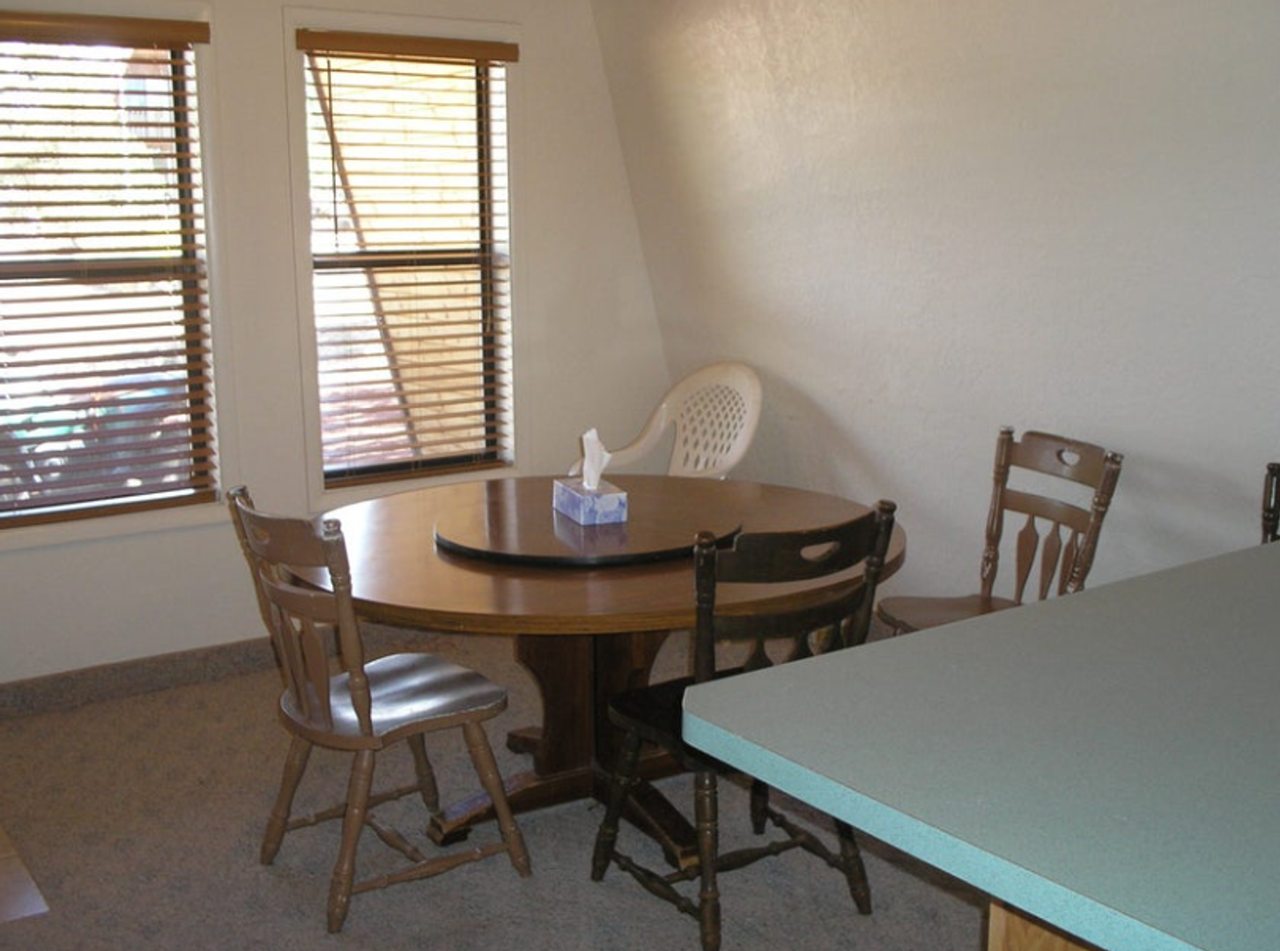188 Orchard Dr - Photo 6 of 9