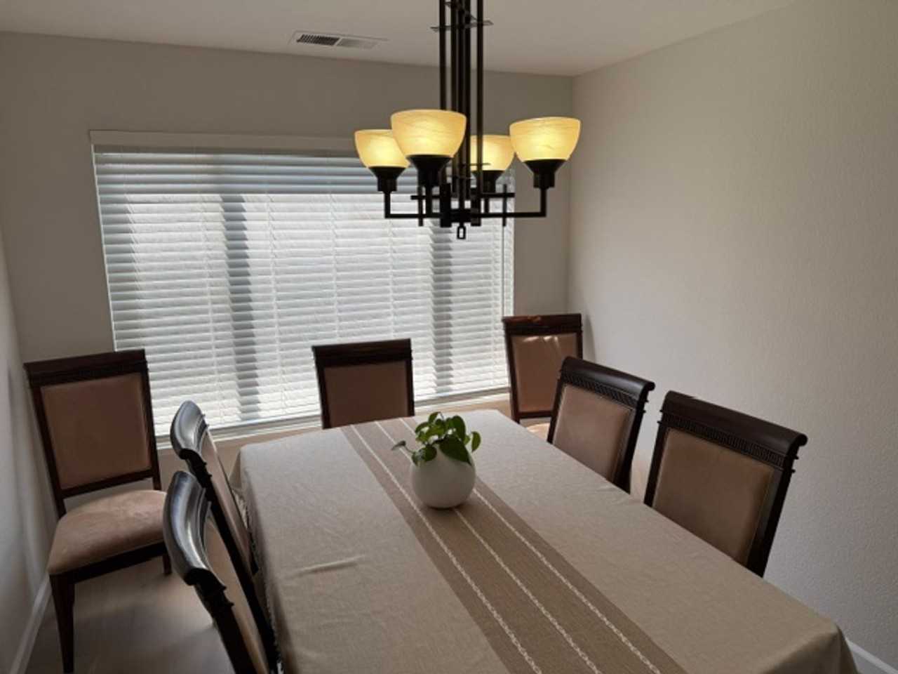 2311 Meadowlark Dr - Photo 3 of 12