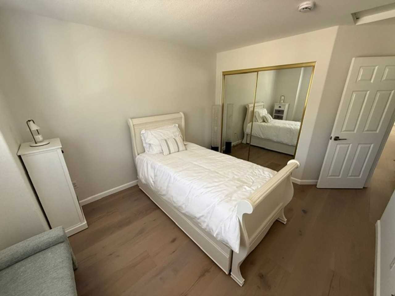 2311 Meadowlark Dr - Photo 4 of 12